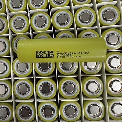 21700 piles au lithium-ion, capacité 5000 mAh, débit de 3C 15A.